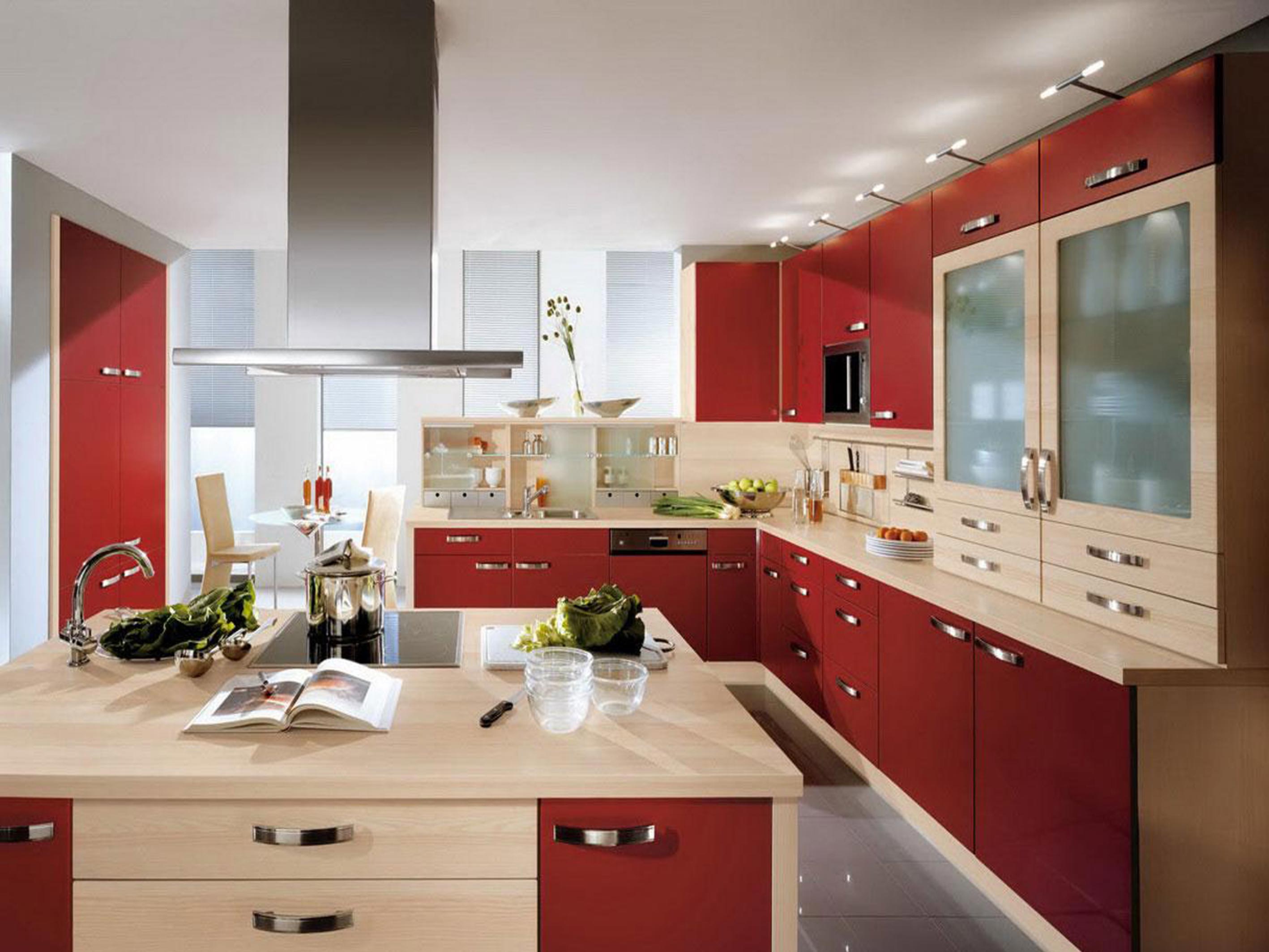 Кухни идеальный дом. Красная кухня икеа. Кухни икеа бордо. Кухня в Красном цвете. Красно бежевая кухня.