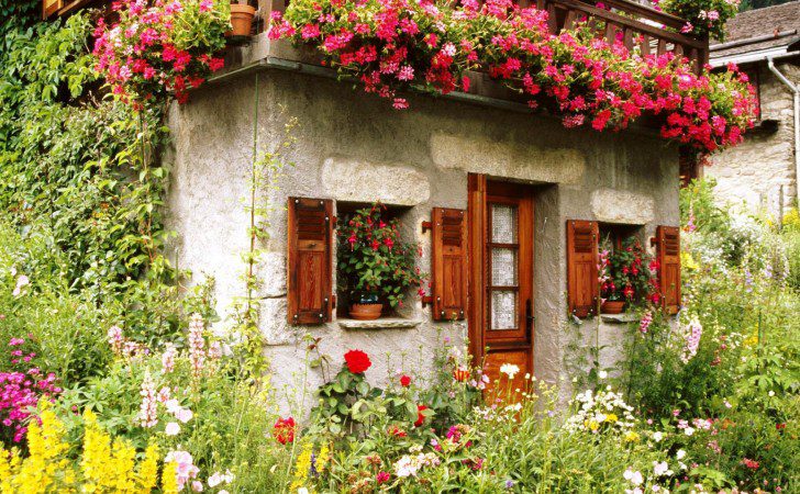 güzel bahçeli evler