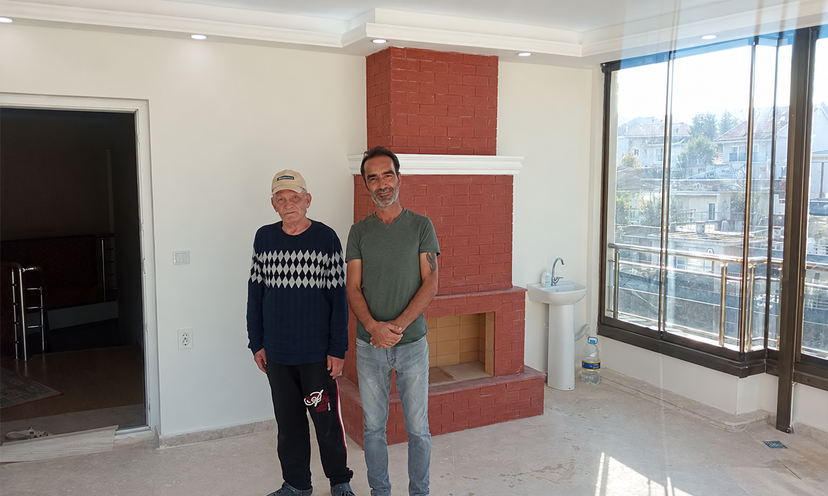 Tamamlanan cam teras ve şömine projemiz